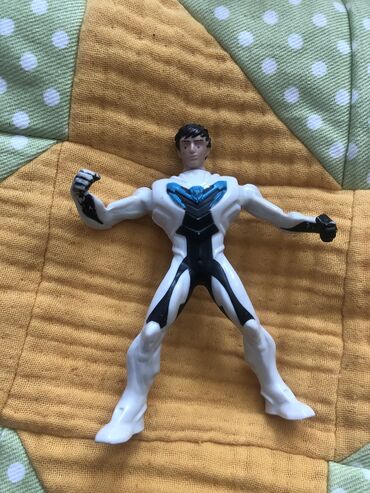 Игрушки: Продаю б/у игрушки в оригинале от McDonald’s, были куплены в — 15