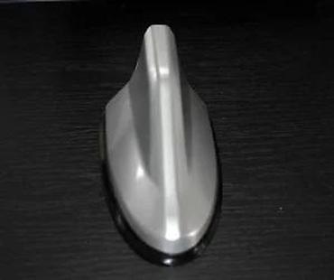 Tuning oprema: Auto antena “shark fin” (ajkulina peraja) - Tip: dekorativna/AM-FM — 10