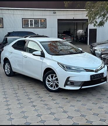 Toyota: Toyota Corolla: 2017 г., Автомат, Бензин, Седан — 2