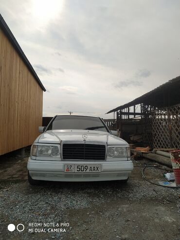 сапок бус мерседес: Mercedes-Benz W124: 1989 г., 2.3 л, Механика, Бензин, Вэн/Минивэн