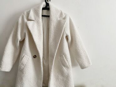 zhenskoe drapovoe palto: Oversize model