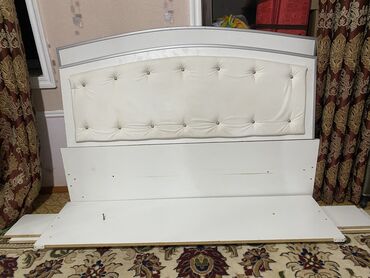 спальная мебель бишкек: Спальный гарнитур, цвет - Белый, Б/у