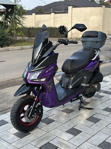 мото электрические: Скутер түрү Yamaha, 150 куб. см, Бензин, Колдонулган