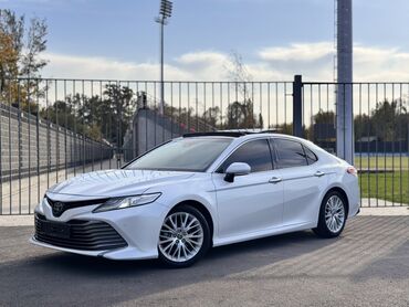 авторынок риом: Toyota Camry: 2017 г., 2.5 л, Автомат, Бензин, Седан