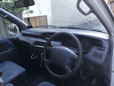 адмен машина: Toyota Town Ace: 1998 г., 2 л, Автомат, Бензин, Минивэн