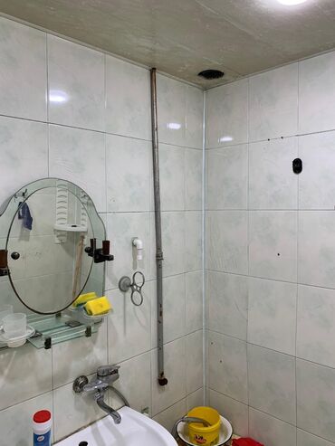 Köhnə tikili: Bakı, Bakıxanov qəs., 2 otaqlı, Köhnə tikili, m. Neftçilər, 47 kv. m — 26