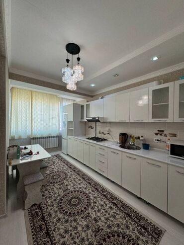 3 комнатная квартира продажа: 3 комнаты, 81 м², Элитка, 9 этаж, Косметический ремонт