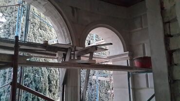 Tikinti işləri: 📌 Xidmətlərimiz 🛠Tikinti və Təmir: ▪ Mənzillərin təmiri ▪ Həyət evləri — 8