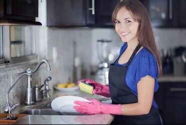 Посудомойщицы: Требуется Посудомойщица, Оплата Дважды в месяц