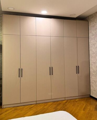 Masalar: Qarderob, paltar dolabı lalafo.az -da Masalar: Qarderob, paltar dolabı