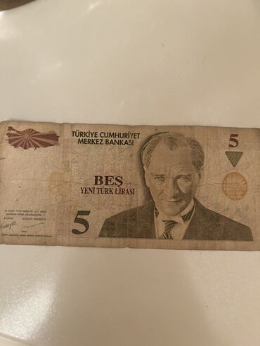 Əskinaslar: Kolleksiya üçün iki ədəd köhnə kağız pul vahidi paketi. 1) Rusiya 50 — 6