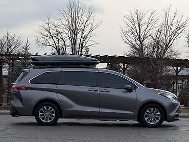 Toyota: Toyota Sienna: 2021 г., 2.5 л, Гибрид, Минивэн — 4