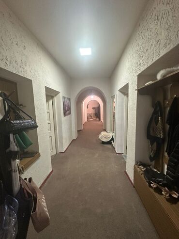 жилой дом в оше: 5 и более комнат, 150 м², Индивидуалка, 1 этаж, Старый ремонт