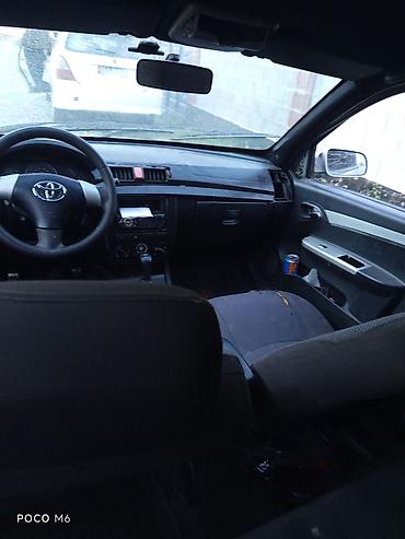 Toyota: Toyota Corolla: 2010 г., 1.6 л, Механика, Бензин, Седан — 5