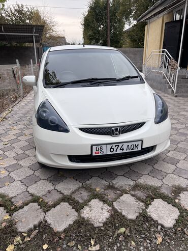 Honda: Honda Fit: 2002 г., 1.5 л, Вариатор, Бензин, Хэтчбэк