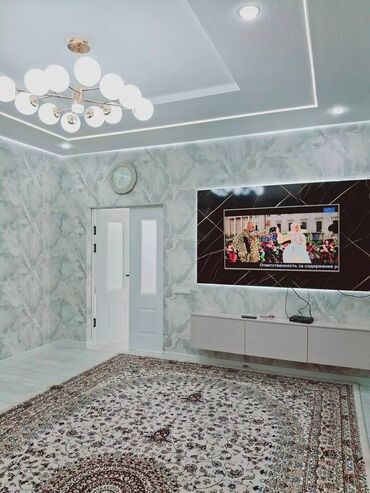 срочно продаётся 1 комнатная квартира в районе ошского рынка: 4 комнаты, 126 м², Элитка, 12 этаж, Евроремонт