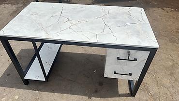 study table: Компьютерный стол, Новый, С полками — 2