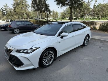 продаю авто с последующим выкупом: Toyota Avalon: 2018 г., 2.5 л, Вариатор, Гибрид, Седан