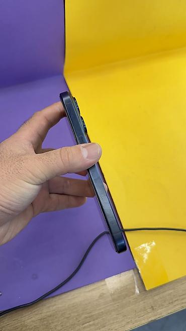 Apple iPhone: IPhone 15 Pro, Б/у, 256 ГБ, 95 % — 13