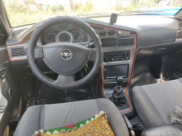 авто кондицонер: Daewoo Nexia: 2010 г., 1.6 л, Механика, Бензин, Седан