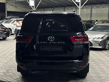 suv: Toyota Land Cruiser: 2021 г., 0.5 л, Автомат, Дизель, Внедорожник — 5