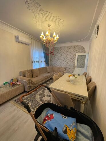 Köhnə tikili: Bakı, Köhnə Günəşli, 2 otaqlı, Köhnə tikili, m. Əhmədli, 65 kv. m