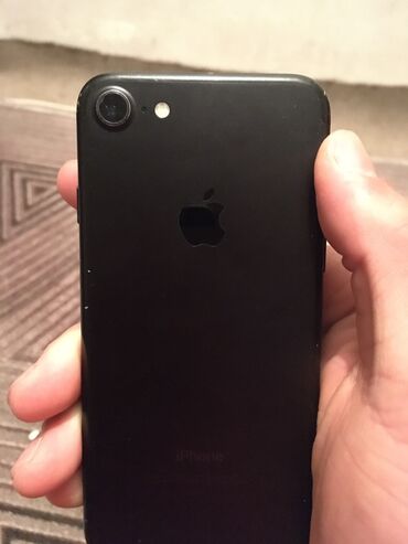 Apple iPhone: IPhone 7, Б/у, 32 ГБ, Черный, 100 %