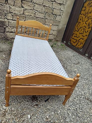 isləmis mebel: 2 ci əl çarpayı. yaxşı vəziyyətdədir. 2 metr uzunu eni 95 — 10