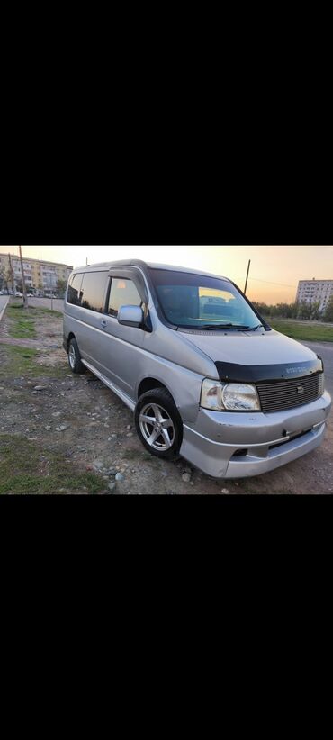 машина фит ош: Honda Stepwgn: 2004 г., 2 л, Автоматические, Бензин, Минивэн