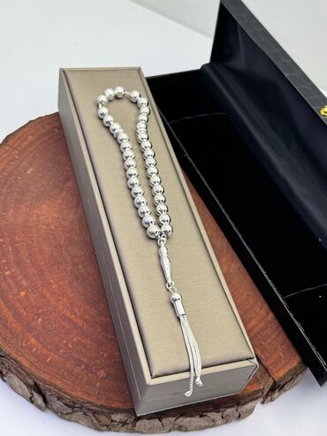 Təsbehlər: Gumuş tesbehler. 925 prob. Yenidir.qiymetler ferqlidir. Cekiye gore — 13