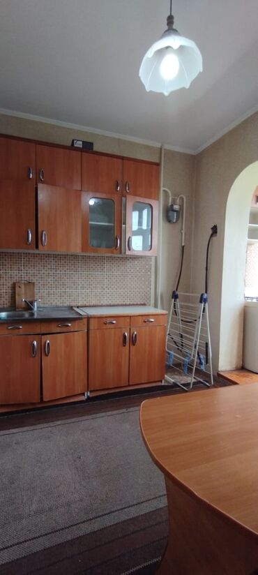 купить квартиру в рассрочку от хозяина: 2 комнаты, 52 м², 106 серия, 6 этаж, Косметический ремонт