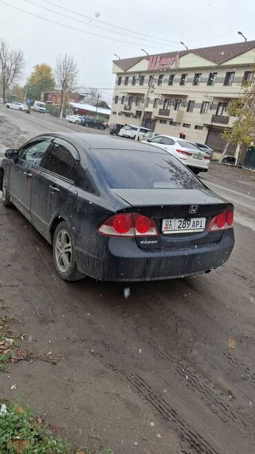 купить спортивную машину: Honda Civic: 2007 г., 1.8 л, Автомат, Бензин, Седан