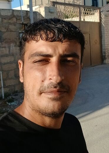 Tikiş: Salam fehle işi axtarıram daimi iş axtarıram usta yanında zavotda