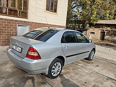 е34 34: Toyota Corolla: 2003 г., Бензин, Седан — 5