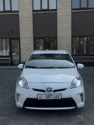 купить крышку расширительного бачка: Toyota Prius: 2015 г., 1.8 л, Вариатор, Гибрид, Хетчбек
