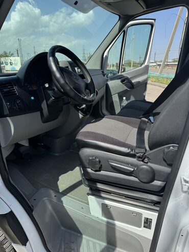 Легкий грузовой транспорт: Легкий грузовик, Б/у — 6