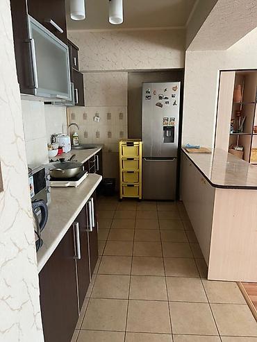 red centr: 3 комнаты, 90 м², Золотой квадрат Элитка, 9 этаж, Косметический ремонт — 5