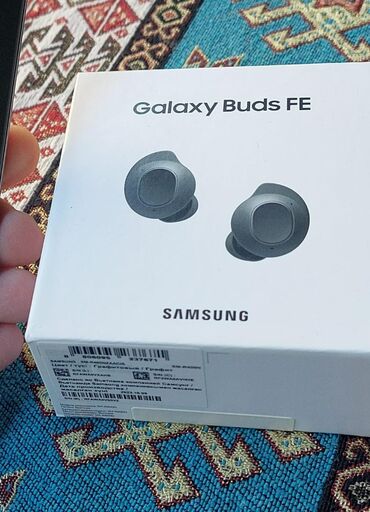 galaxy buds: Samsung Galaxy Buds FE təzədi. Qutusu açılmayıb