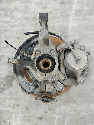 Другие детали ходовой части: Передняя подвеска в сборе для легкового автомобиля. Состав узла: - — 3