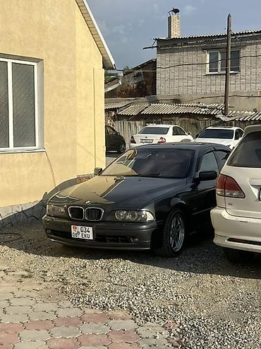 молдинги е39: BMW 5 series: 2001 г., Седан — 3