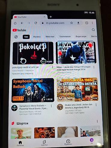 Tableti: Sony Xperia tablet sa originalnom futrolom - Ekran: 8” (prikaz — 9