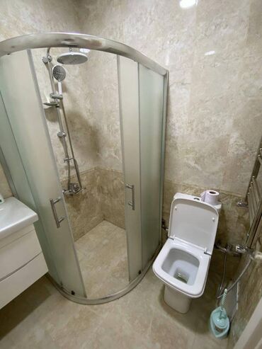 Uzunmüddətli kirayə mənzillər: Nərimanov rayonu Azadliq prospekti Masud Alizade kuchesinde yeni — 8