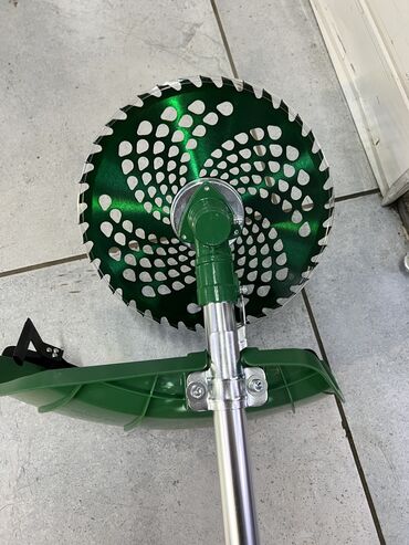 Другие хозтовары: Косилка RODEX 2T 2800W + звоните at lalafo.kg Другие хозтовары: Косилка RODEX 2T 2800W + звоните
