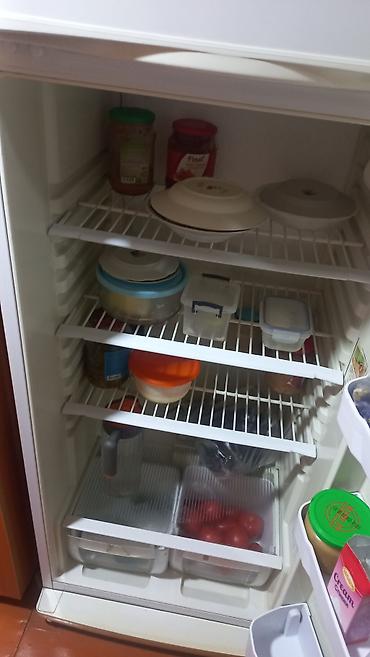 xaladenik satışı: Indesit iki qapılı soyuducu - Üst hissədə ayrıca dondurucu bölmə, alt — 1