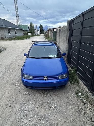 десятка машина: Volkswagen Golf: 1998 г., 1.6 л, Механика, Бензин — 1