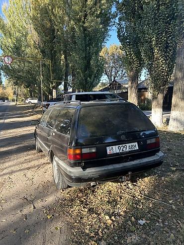 саната зеркала: Volkswagen Passat Variant: 1992 г., 2 л, Механика, Бензин, Универсал — 3