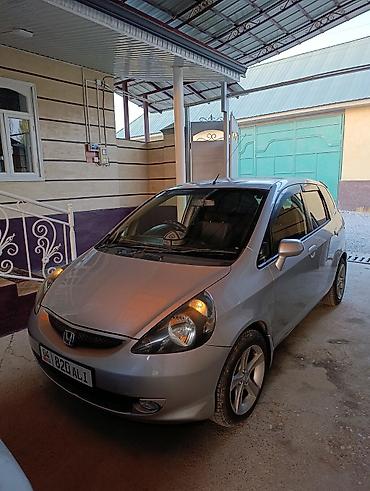 авто фышка: Honda Fit: 2003 г., Автомат, Бензин, Хэтчбэк — 4