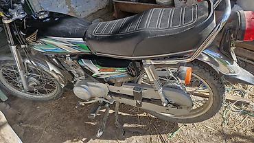 su 7: Honda CG125 Год выпуска: 2023 Объем: 125 см³ Пробег: 6205 км Вес: ~100 — 6