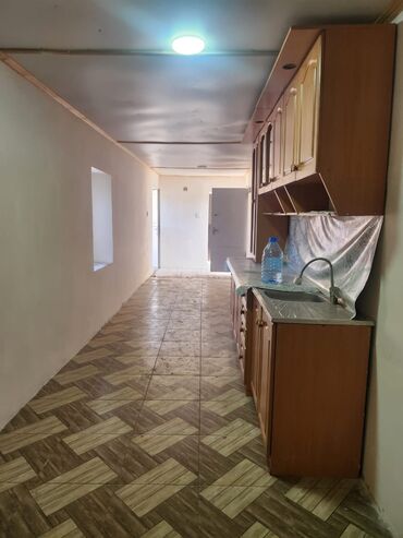 Otaqların satışı: Geniş, işıqlı otaqlar təqdim olunur. Xüsusiyyətlər: - Uzunsov planlı — 5