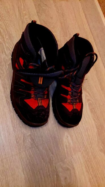 Krasofkalar və idman ayaqqabıları: 38 razmer Klepper krassovka botinka. İçi yumuşaqdır. Yeni kimidir — 2